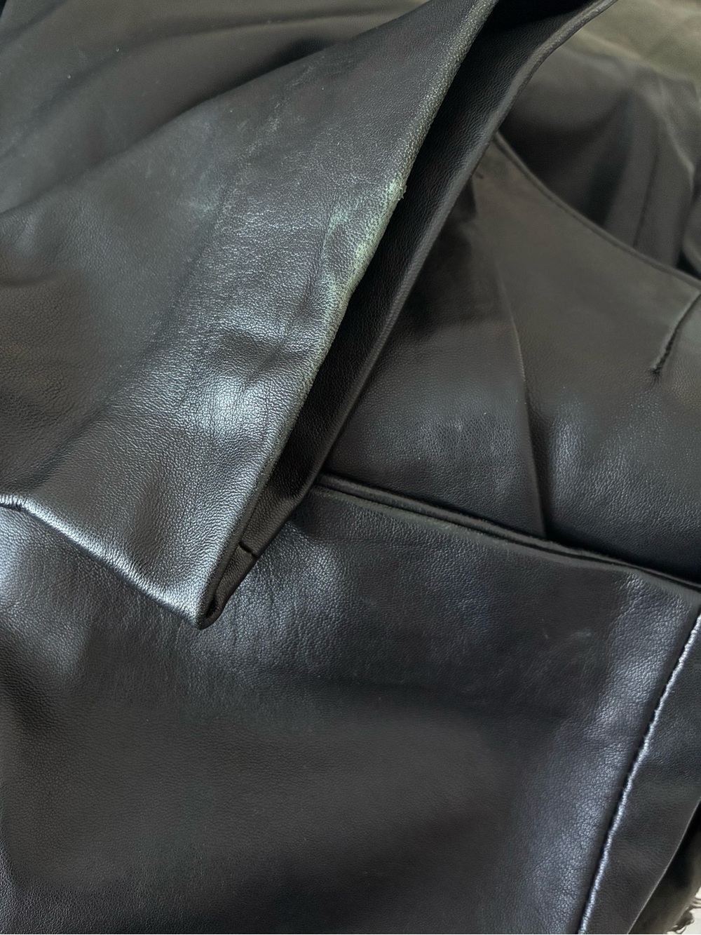 Danier Size 2 Genuine Leather Straight-Leg Pants - Black - Picture 8 of 8